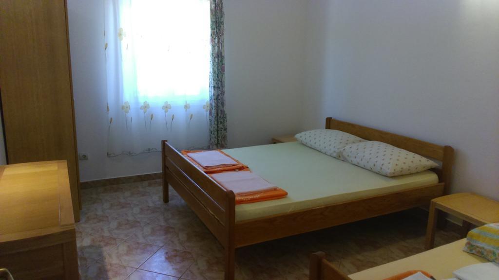 Apartments Villa Venera Razanac Ngoại thất bức ảnh